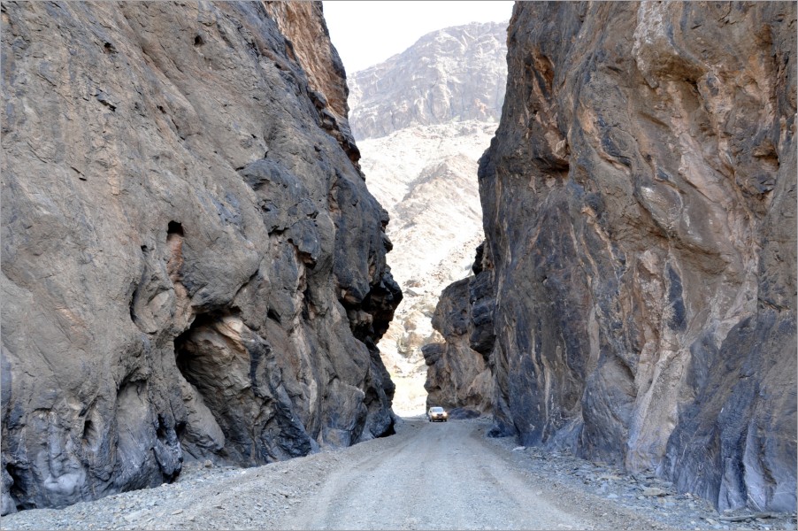 coming through wadi as sahtan