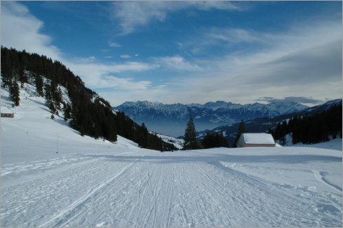 hiking in wildhaus